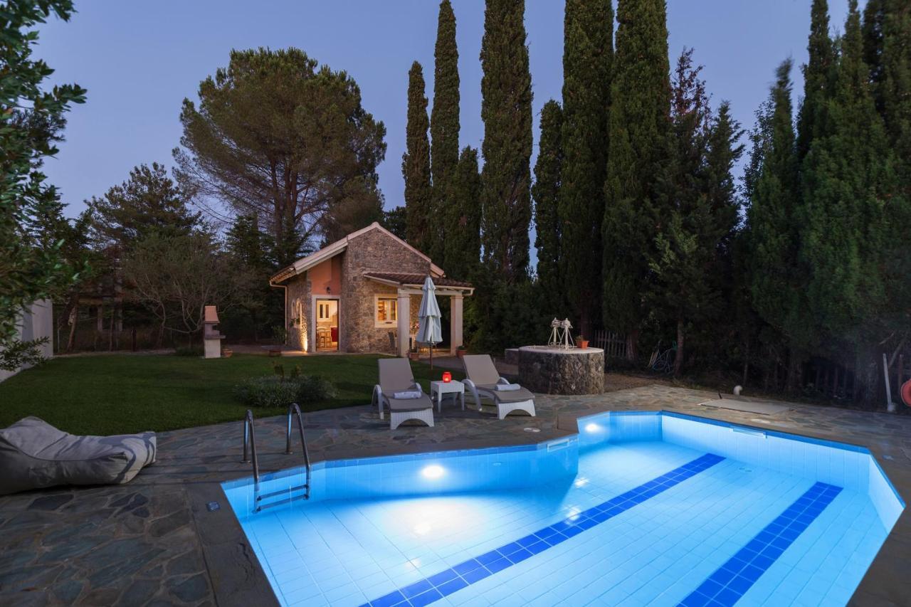 Petrinos Cottage Dafnila Dış mekan fotoğraf